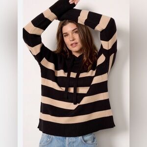 Evereve Black & Beige Striped Hooded Sweater